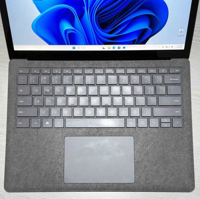 Microsoft Surface 4 Alicantara 13.5 2K IPS Sensor I5-1145G7 8GB/256GB