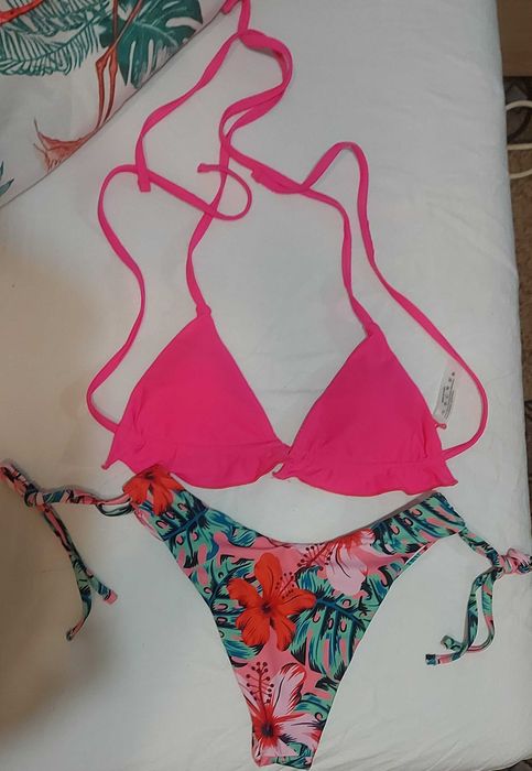 Бански розов на цветя от шейн (нов)