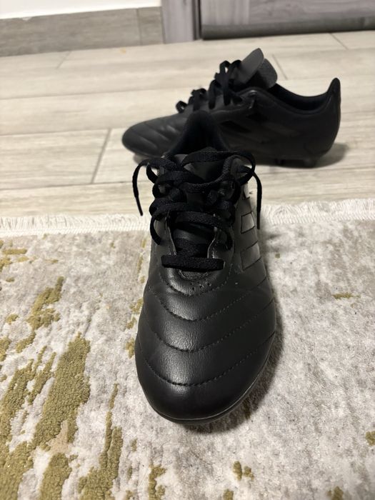 Papuci de fotbal crampoane adidas marime 38