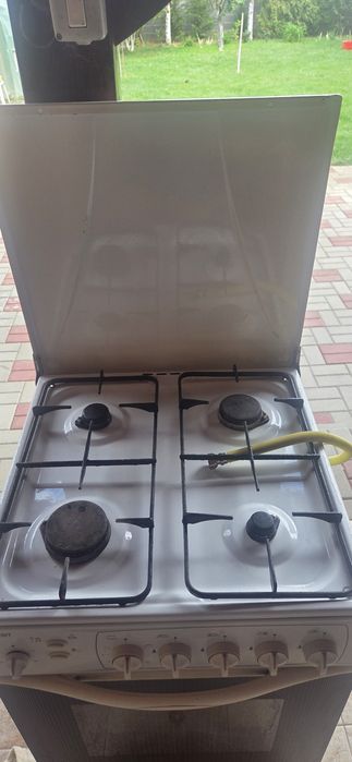 VAND aragaz Indesit, stare perfecta de functionare