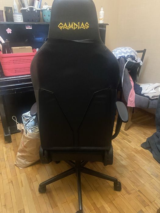 Игровое компьютерное кресло Gamdias