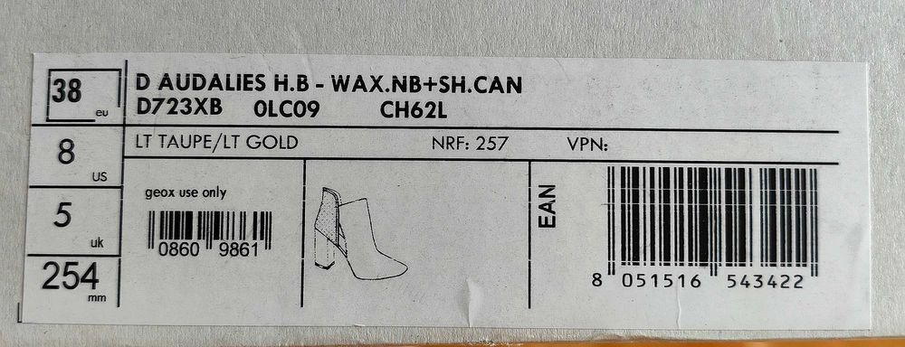 Botine Geox din piele mărimea 38, culoare bej