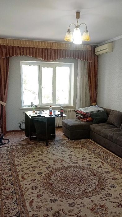 Продам 2х ком. кв.в 8мкр дом 7