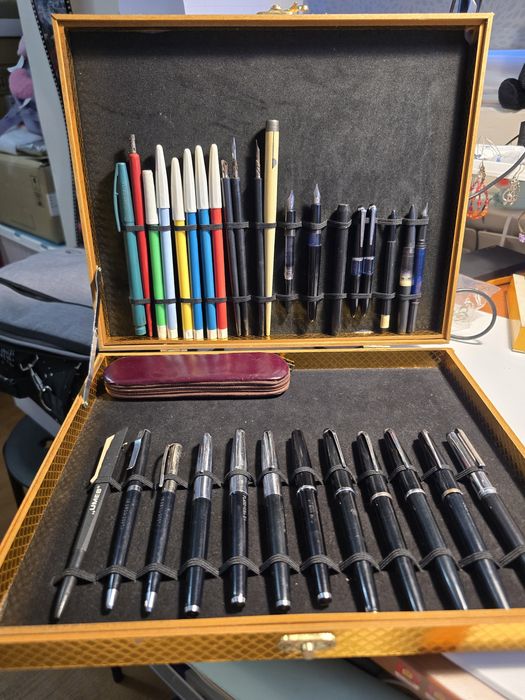 Colectie stilouri pixuri toc romanesti flaro