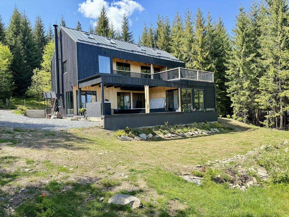 Cabana Merlin de inchiriat Baisoara  Muntele Baisorii Apuseni