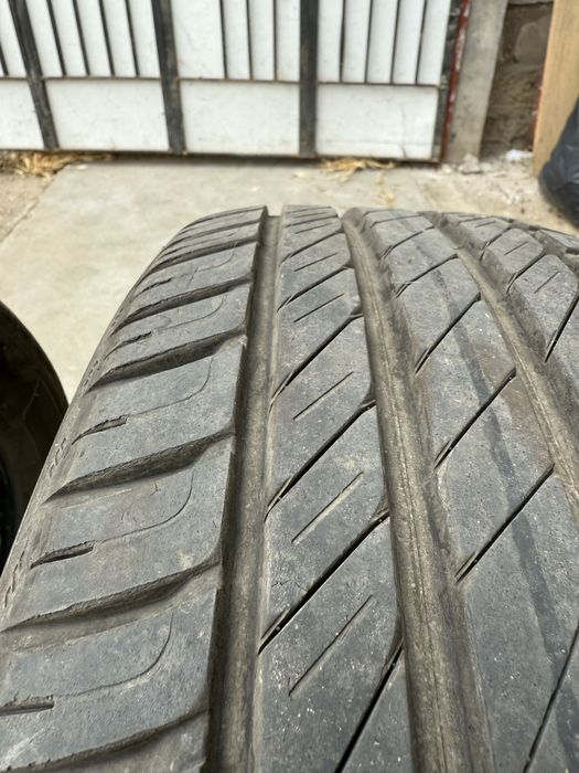 Гуми 16” 205/55-2бр 225/50-2 бр