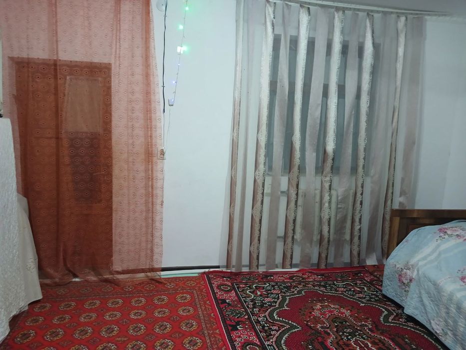 Ховли сотилади Кибрайда