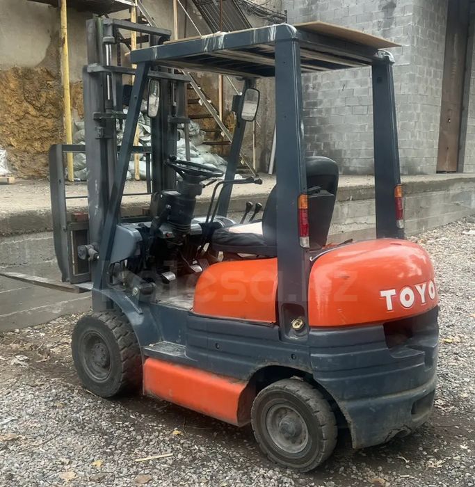 Кара автопогрузчик