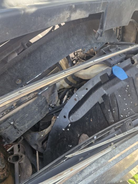 Piese din dezmembrari de passat