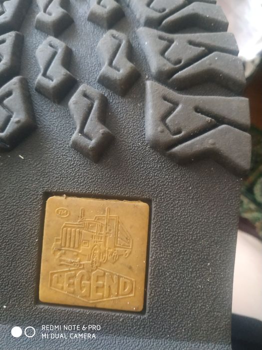 Продам ботинки и  кожаные туфли!