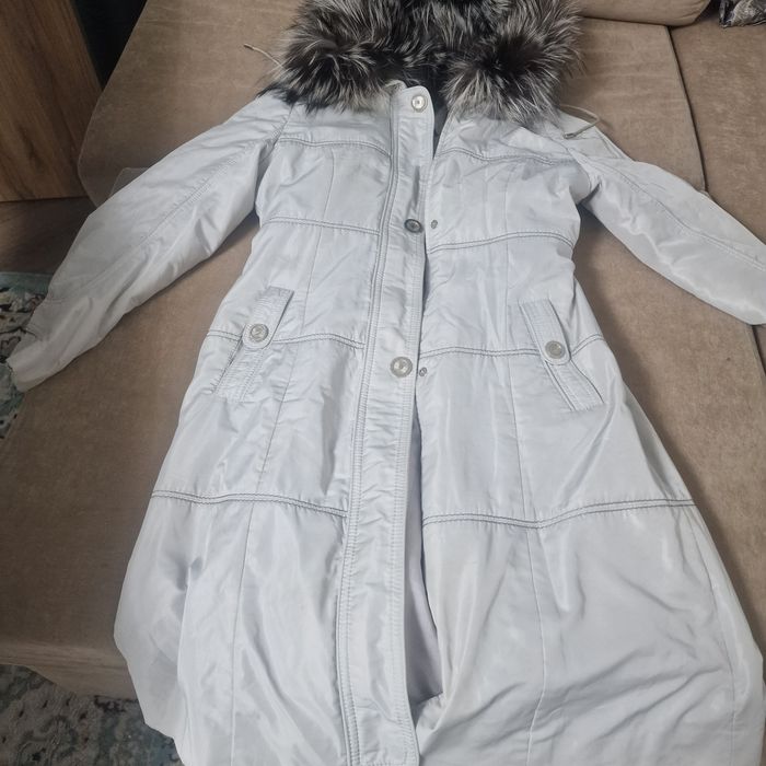 Продам  пуховик  пихор