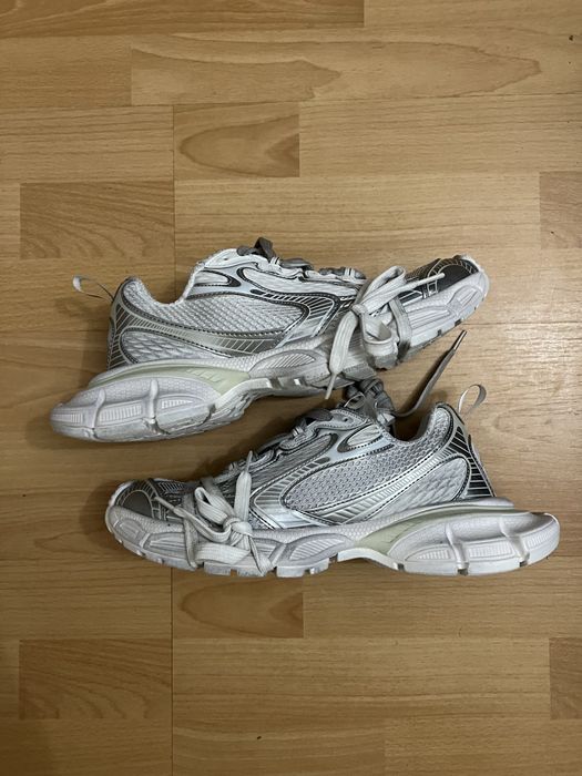 Нови Balenciaga 3XL