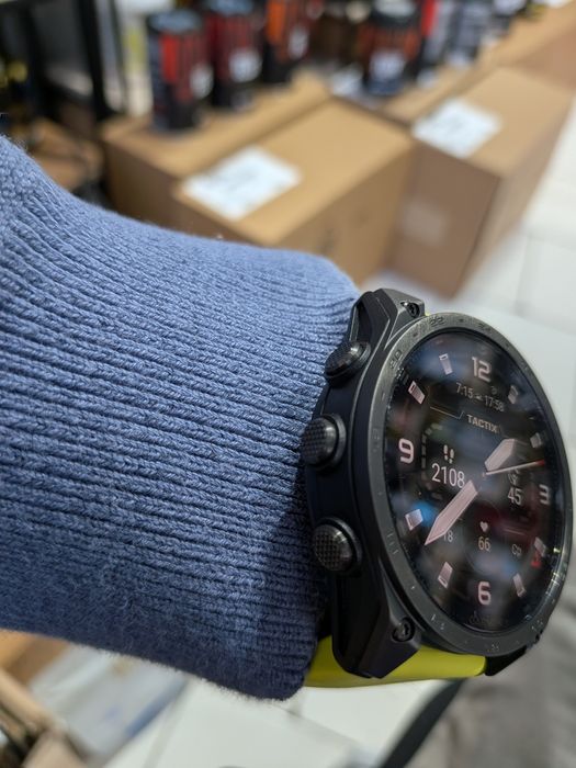 Garmin Fenix 8 (Tactix) (47 мм) Amoled в идеальном  состоянии