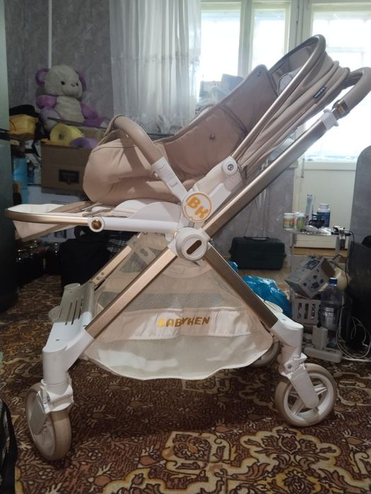 Продам детскую коляску