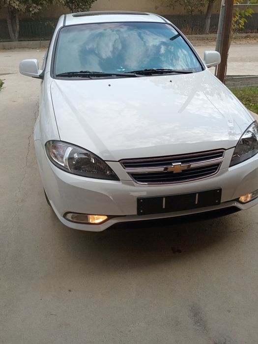 Gentra yangi maytafon luk hamma narsasi bor