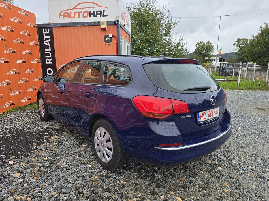 Opel Astra J Break Finantare Rate-Cred
