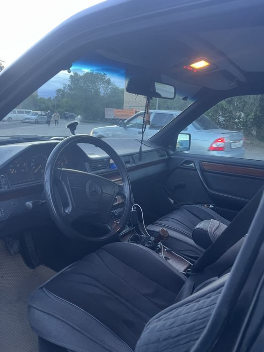Продам мерс w124