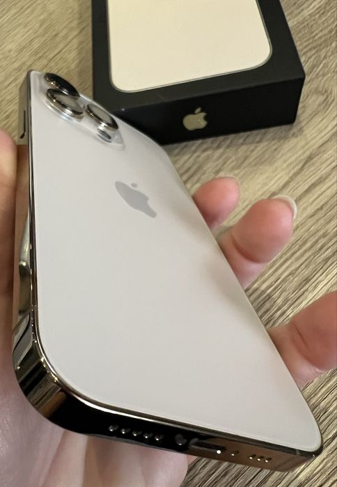 Продавам Iphone 13 Pro  128GB Gold