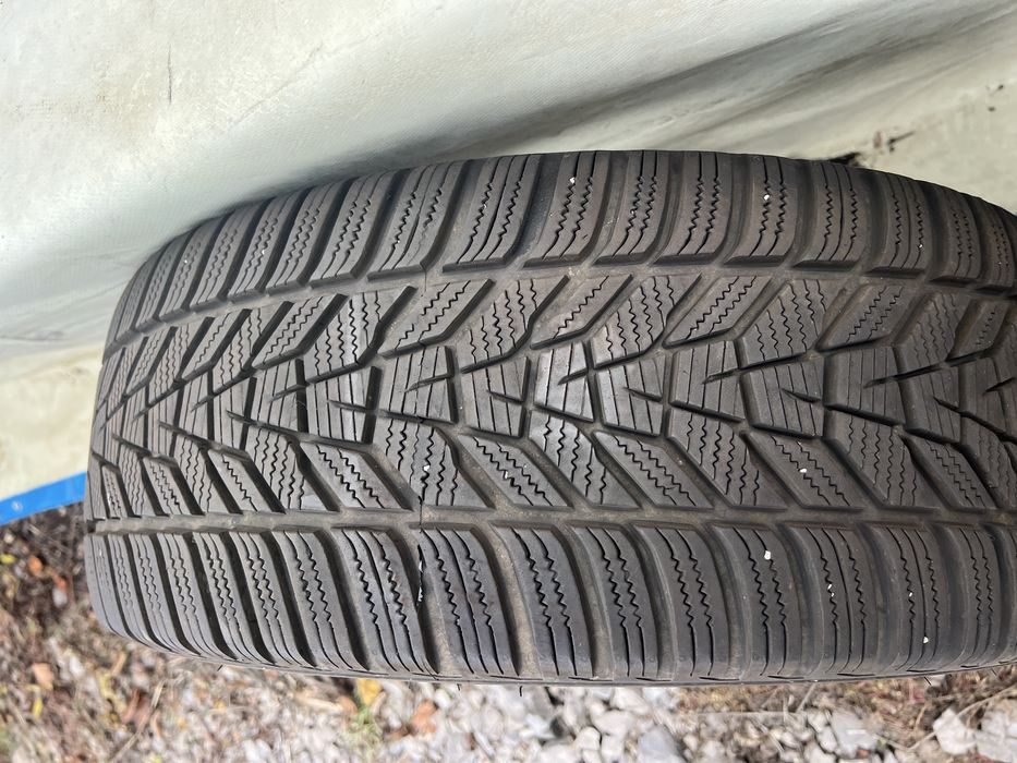 Джанти зимни гуми KIA 235/45/18