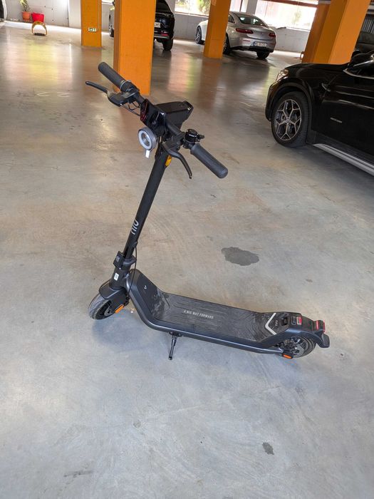 Trotineta Electrica pliabila Niu KQi3 Pro Negru, 50km, 350W