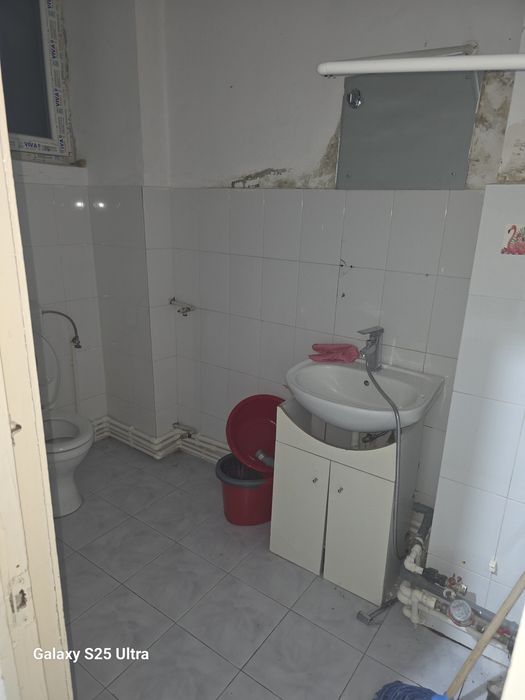 Vând /închiriez spațiu comercial