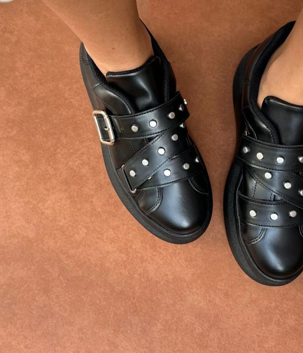 Adidasi de toamna, cu detalii argintii, noi