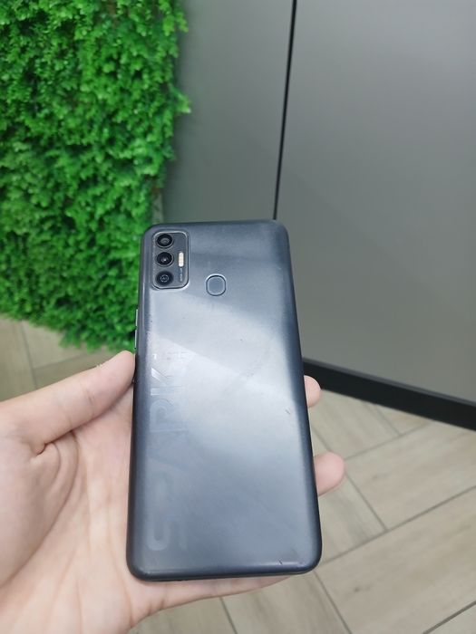 Продам Tecno Spark 7 на 128 ГБ