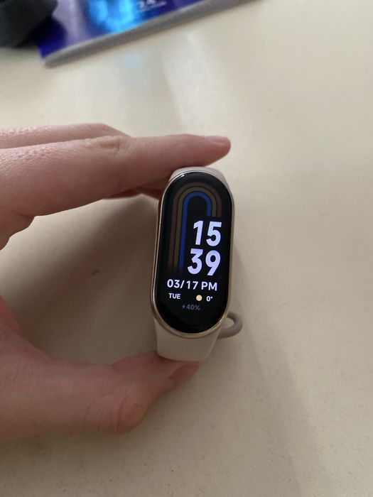 Продаю Xiaomi Mi band 8