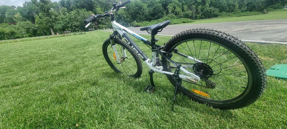 Bicicleta Cube R24