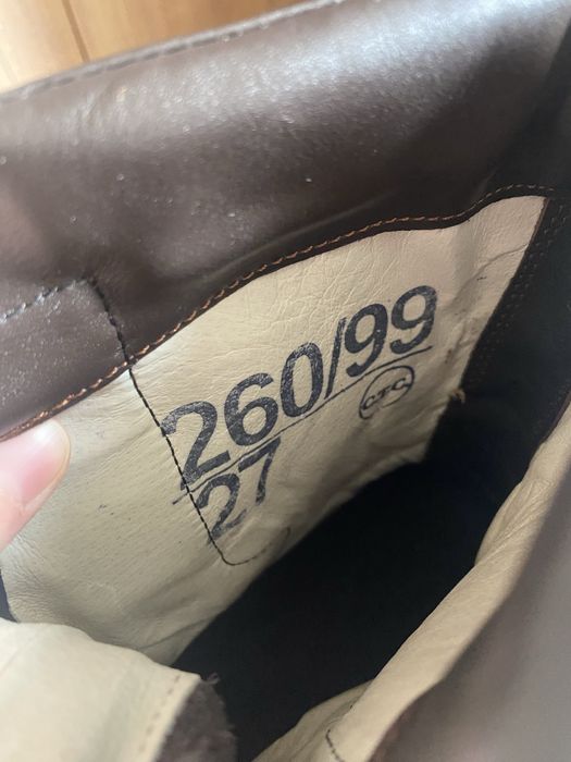 Bocanci maro, din piele, militari