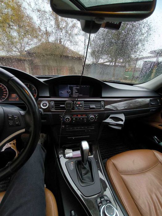 BMW e91 2011 automat facelift. DPF activ / Exclusive Edition