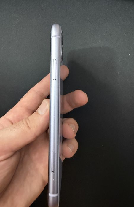 Iphone 11. purple 128 GB