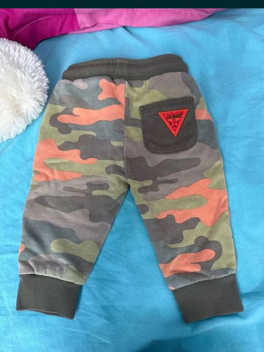 Guess- нови дрешки 3-6 м