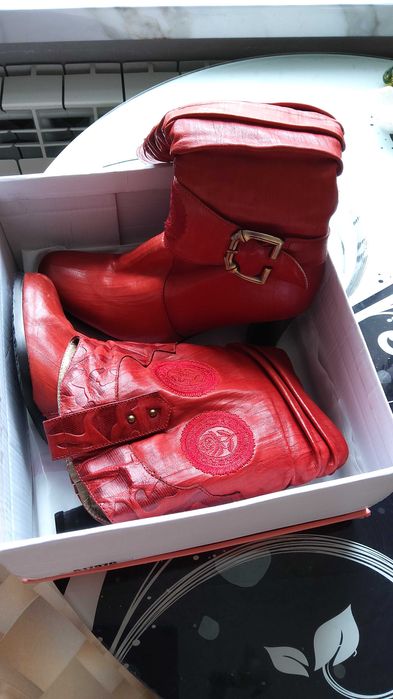 Сапоги б/у продаются