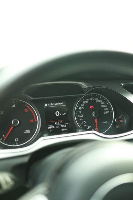 Audi A4, 2.0 TDI, Multitronic, S-line