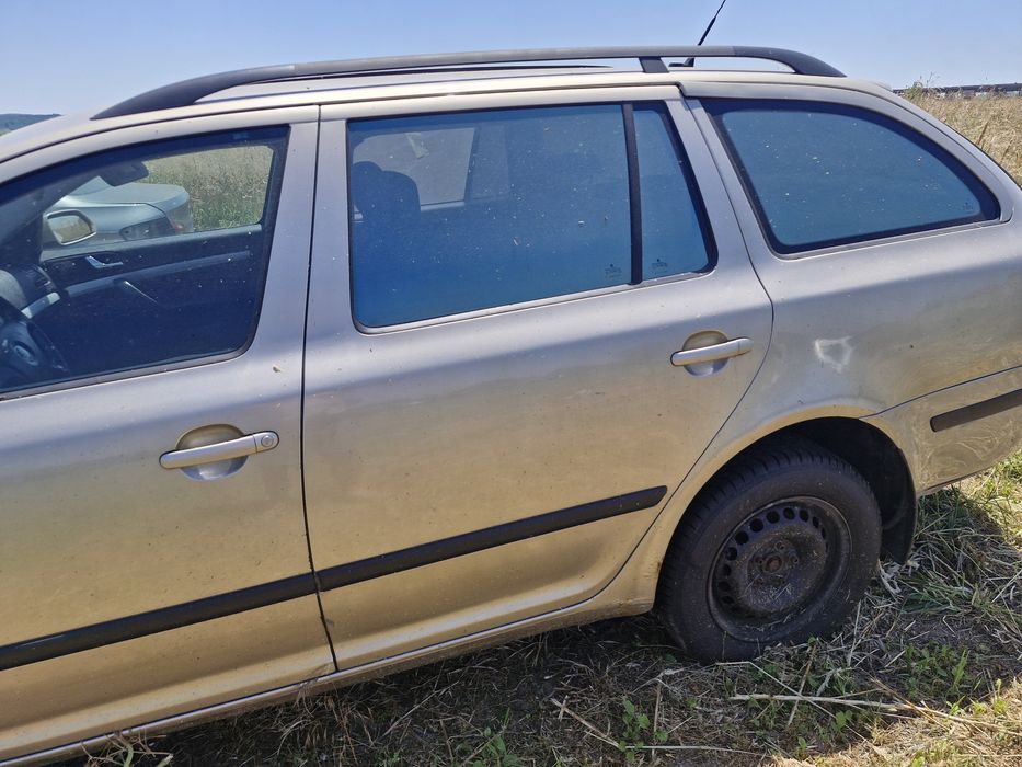 Usa stanga spate Skoda octavia 2 combi an 2008