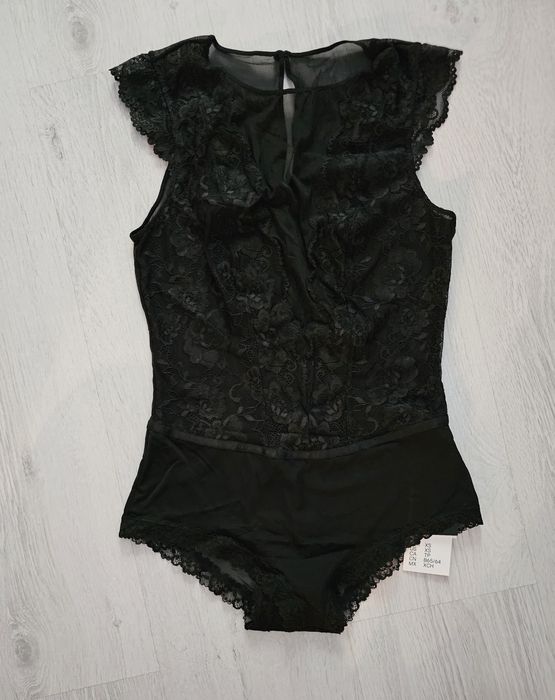 Vand body de dantela nou H&M