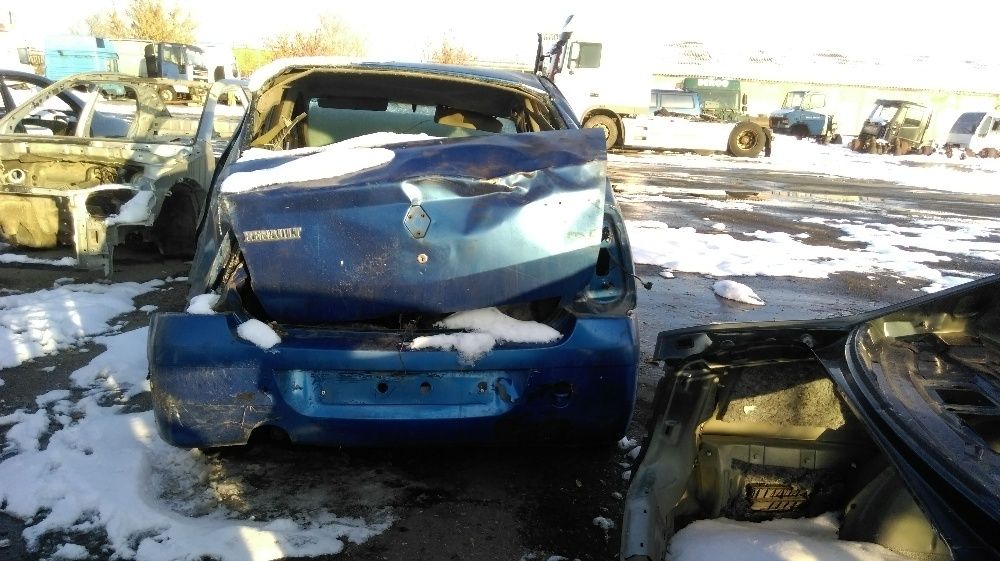 рено логан Renault Logan на запчасти