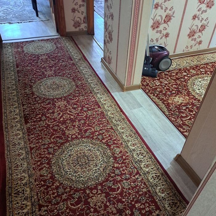 Ковровые дорожки  2 шт