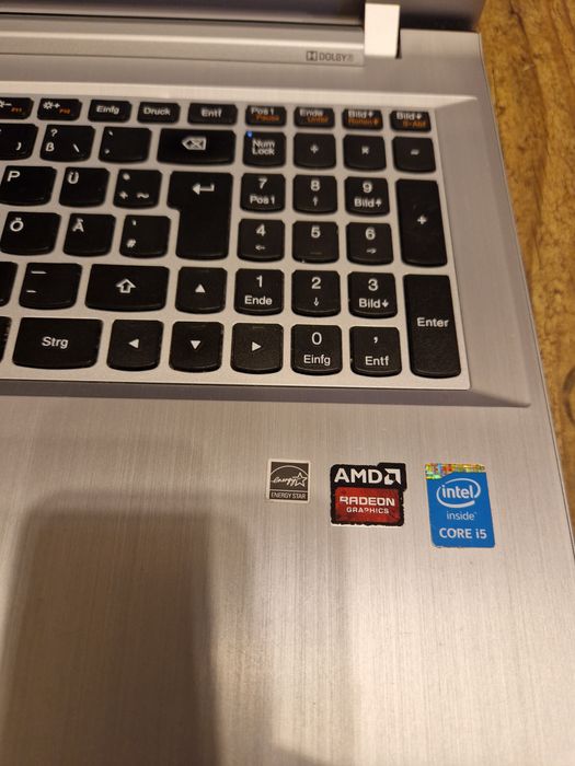 Vand Laptop Lenovo I5 Gen 5, 16gb, AMD Radeon R9 M375, 1Tb