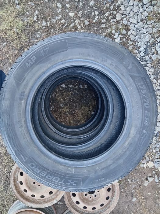 Продам комплект колёс на r14