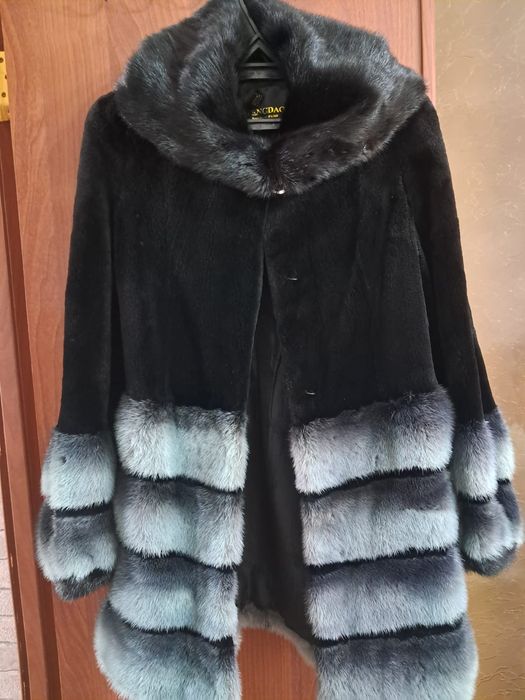 Продам норковую шубу