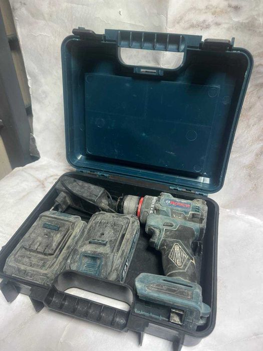 Шуруповерт лот 961057 Макинск