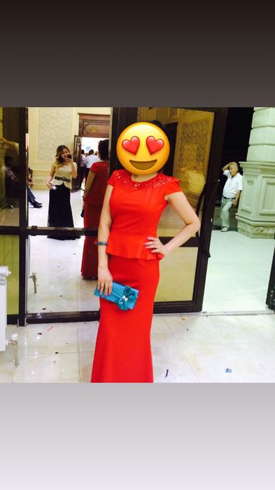 Продаются вечерние платья