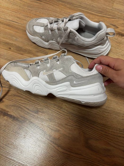 Маратонки NIKE Tech Hera