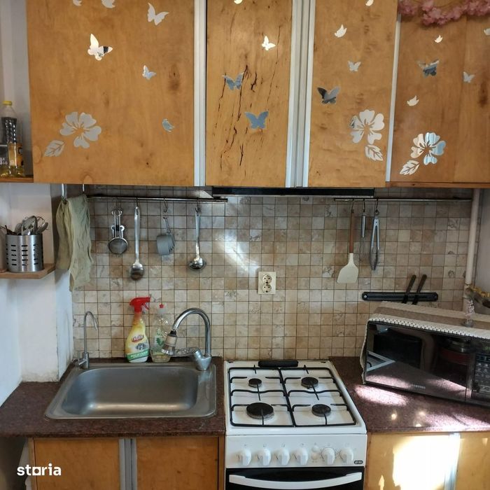 Apartament 2 camere la parter cu curte proprie în proprietate