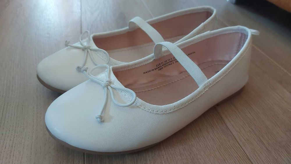 Детски обувки тип балеринки различни модели и номера