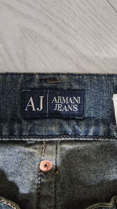 Джинсы armani jeans