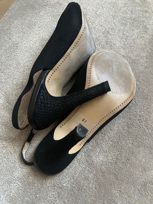 Pantofi superbi din piele H&M