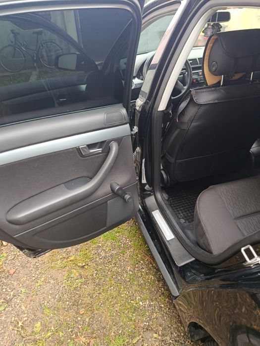 Vind Audi A 4B71.6benzina